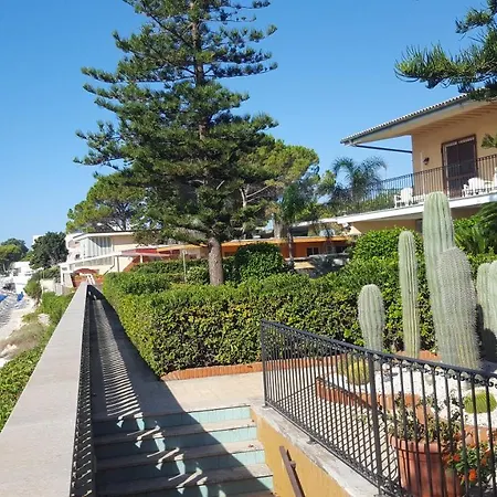 Villa Sogno Sulla Spiaggia Fontane Bianche Exterior photo